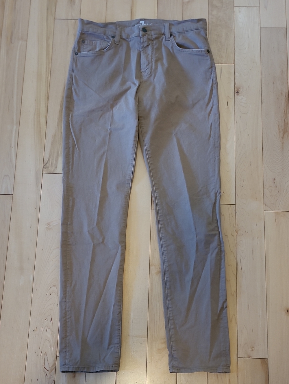 7 For All Mankind Men's Size 32 Adrien Chinos